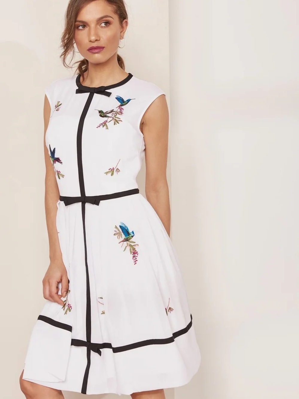 Ted Baker London White Dress with Black Trim and Hummingbird Embroidery